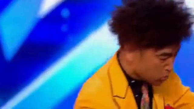 ЭТОТ ПАРЕНЬ,ПОРВАЛ ЗАЛ!!! смотреть онлайн