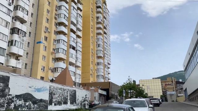 11 мая 2024 г. Белая Ромашка🇷🇺#пятигорск #парк #люди смотреть онлайн
