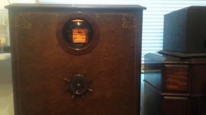 Поглядим кино на телевизоре... 1929 года!