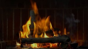 Расслабляющая атмосфера горящего камина. Музыка потрескивания дров.