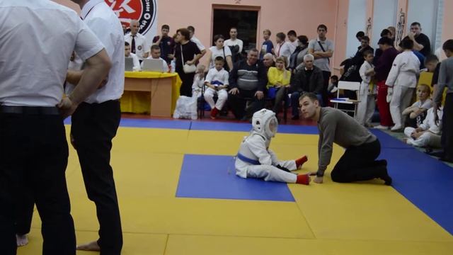 Кириченко Родион 1 бой смотреть онлайн