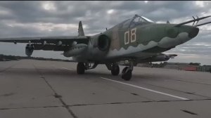 СВО Любэ - Солдат И на рассвете вперёд уходит рота солдат
Уходит, чтоб победить и чтобы не умирать