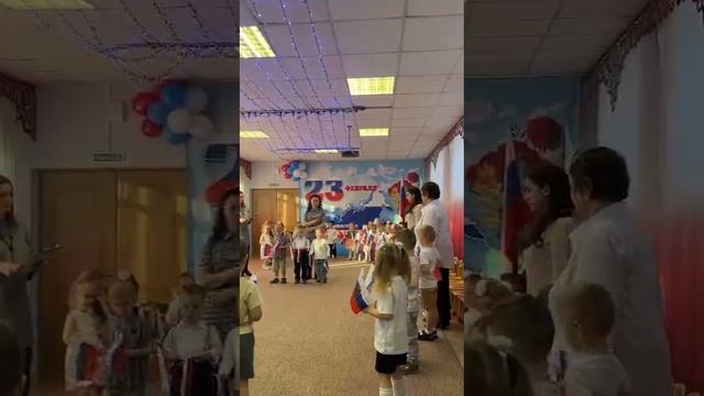 Утренник в детском саду, посвященный Дню Защитника Отечества смотреть онлайн