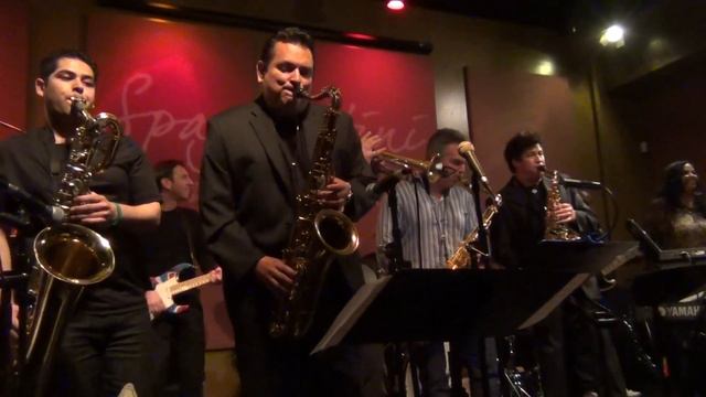 Gary Stanionis and Elements - Pick Up The Pieces - Live at Spaghettinis смотреть онлайн