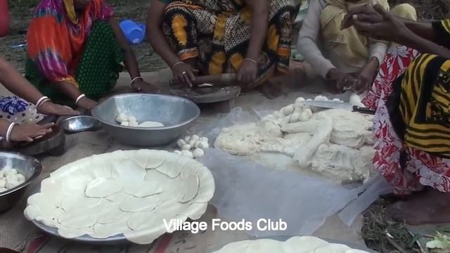 40 KG Flour Luchi With 60 KG Fresh Vegetables Prepared For 300 Village People смотреть онлайн