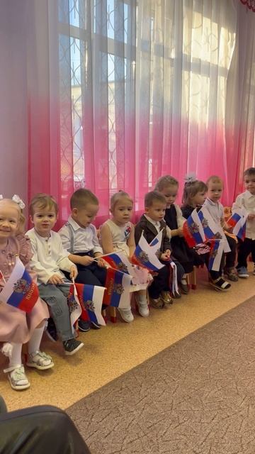 Утренник в детском саду, посвященный Дню Защитника Отечества смотреть онлайн