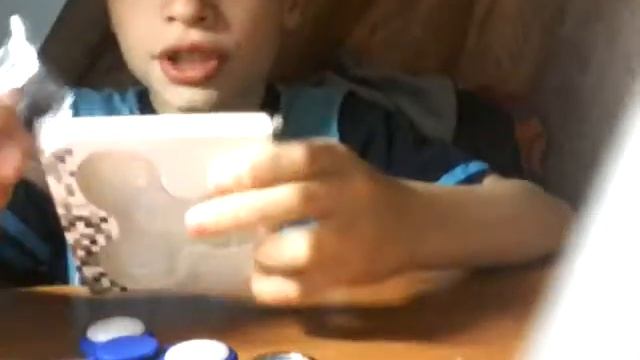 Обзор золотого спиннера смотреть онлайн