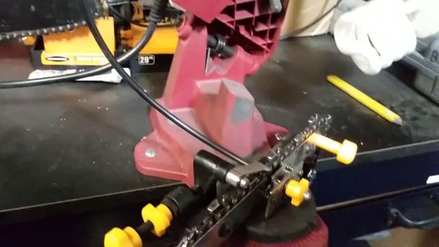 Stihl MS 360 chain sharpening . смотреть онлайн