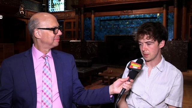 Alex Lawther - Hamlet Interview смотреть онлайн