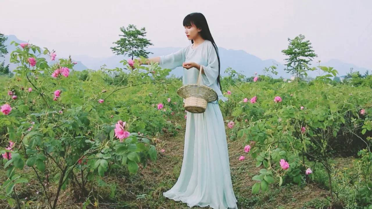 Лучший подарок для женщины – варенье из дамасской розы! смотреть онлайн