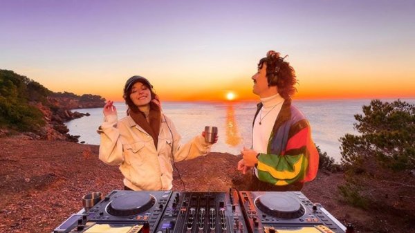Flavour Trip | Sunrise Beach House Music Mix - Chill Morning Breakfast Playlist | DJ Set