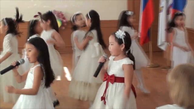 Праздничный концерт к 8 марта (Улан-Баторский филиал РЭУ им. Г.В. Плеханова) смотреть онлайн
