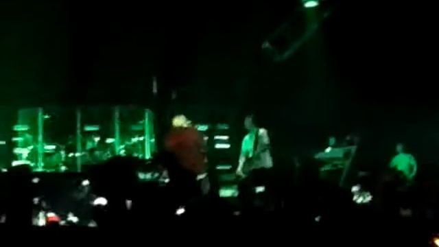 Tokio Hotel 'Feel It All Tour' Guadalajara Screaming смотреть онлайн