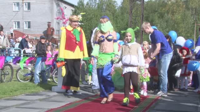 Парад Модный карапуз смотреть онлайн