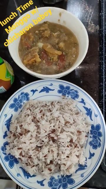 #lunch Time#Monggo w/ chicharon baboy #yummy tummy❤️ смотреть онлайн
