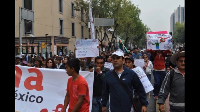 Marcha de Morena Oaxaca el 8 de septiembre 2013 en el DF. смотреть онлайн