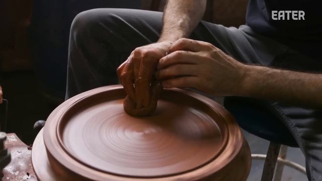 How a Ceramics Master Makes Plates for Michelin-Starred Restaurants — Handmade смотреть онлайн