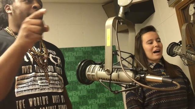 Lost Voices - EMU Poetry Slam - Darius Simpson & Scout Bostley смотреть онлайн