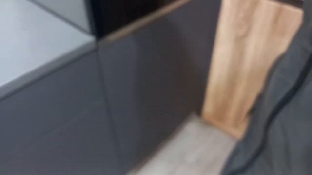 Установили: Пос. Горьковский.ул. Волгоградская 1/.. . смотреть онлайн