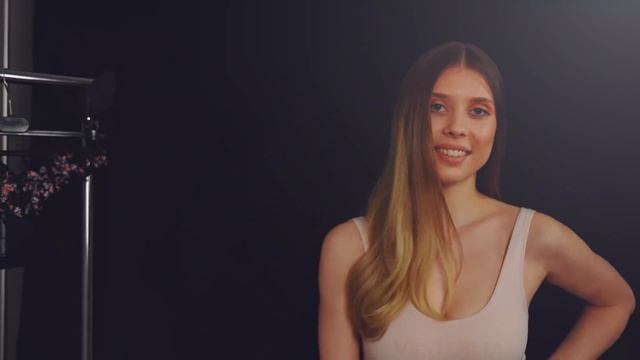 A hot secret to be revealed | Try On Haul смотреть онлайн