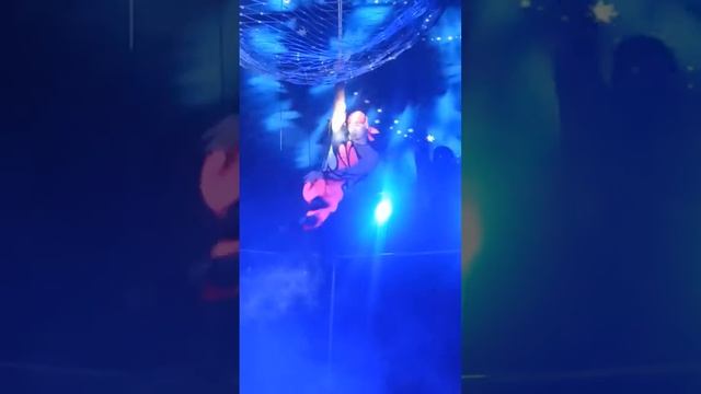 Невероятный воздушный гимнаст 👏👏👏💓💓💓 смотреть онлайн