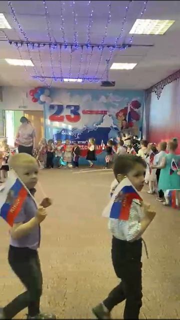 Утренник в детском саду, посвященный Дню Защитника Отечества смотреть онлайн