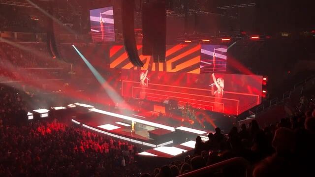 Celine Dion- I’m Alive 10-18-19 Cleveland, Ohio Courage World Tour смотреть онлайн