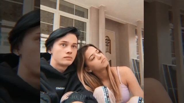 Юлия Гаврилина и Даня Милохин вместе? Те самые моменты! смотреть онлайн