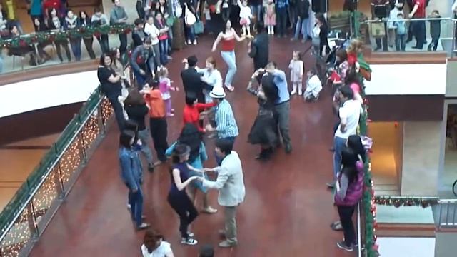 "Latina Hall" танцевальная школа в ТРЦ Бишкек Парк смотреть онлайн