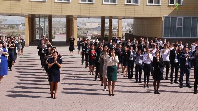 ФЛЕШМОБ УЧИТЕЛЕЙ 2015 смотреть онлайн