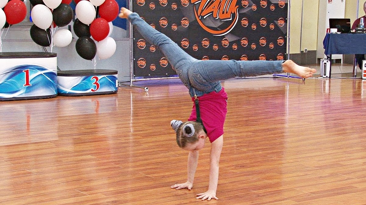 Детские спортивные акробатические танцы ~ детский спорт акробатика смотреть онлайн