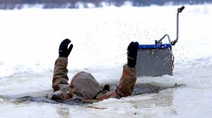 Более сотни рыбаков провалились под лед и погибли с начала года в России