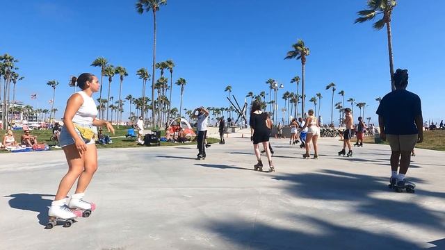 Tina Turner - We Don’t Need Another Hero A Santa Monica To Venice Tribute Video смотреть онлайн
