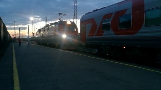 Ночная Удмуртия🌃...железнодорожная станция Балезино...🚂21.05.2023 смотреть онлайн