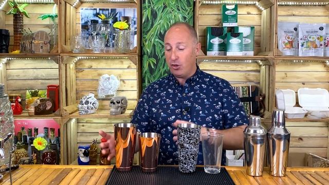 Boston Shaker Vs Cobbler Shaker - Which Is Best? | How To Use A Cocktail Shaker | Drinkstuff