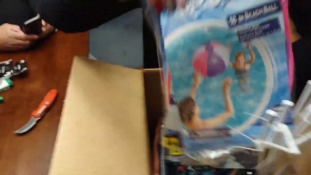 WE BUY 2 DOLLAR GENERAL PALLETS AND SPLIT 3 WAYS WITH AVERYS ALL IN AND ADVENTURES WITH THE HUDSONS смотреть онлайн