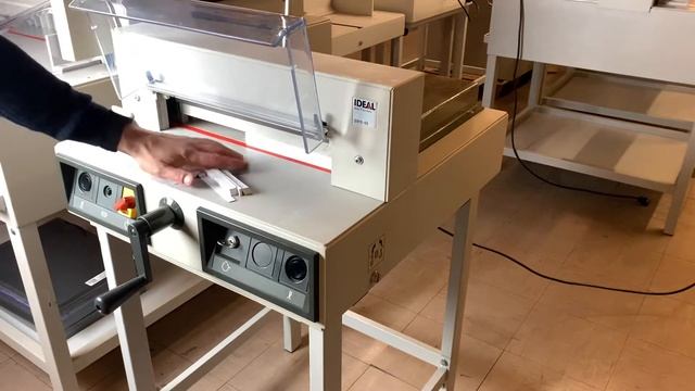 Serviced 2000 IDEAL 3915-95 Office Guillotine Paper Cutter Guillotine