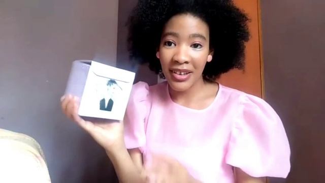 Ari By Ariana Grande Fragrance Review (Bottle, Packaging and Scent) смотреть онлайн