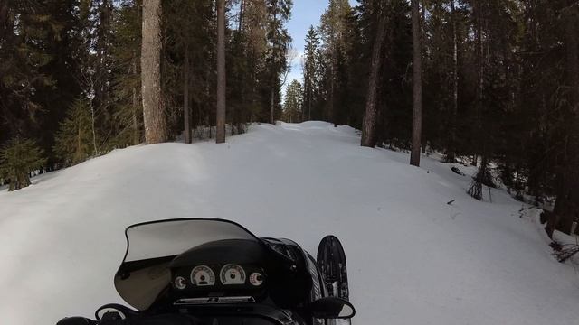 Bombardier Ski-doo Grand Touring 800, тупой и беспощадный драгстер смотреть онлайн