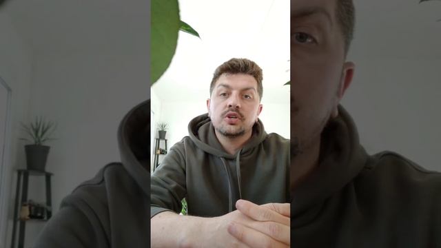 Ухилят перепливав через Тису. Юджен Лович. Українці в Німеччині