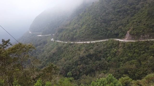 Viagem - Serra do Rio do Rastro em Vespas e Lambrettas смотреть онлайн