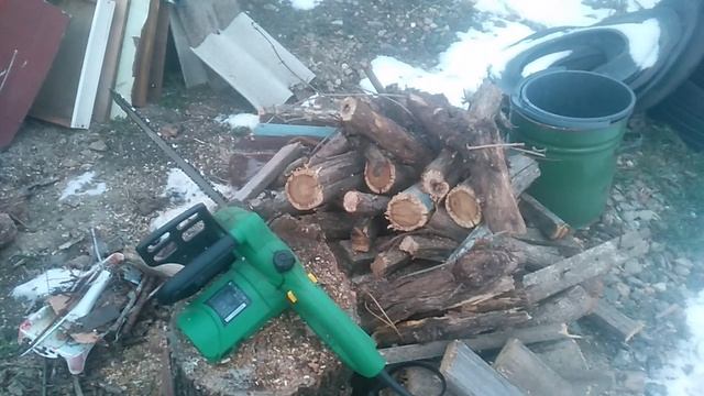 Электрическая цепная пила FinePower CSE1314