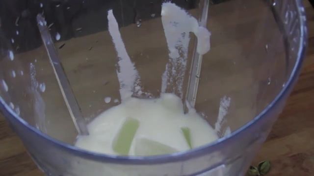 Mango Lassi - Low Fat Mango Lassi Recipe - Skinny Mango Yogurt Smoothie - Low Calorie Indian Recipe смотреть онлайн