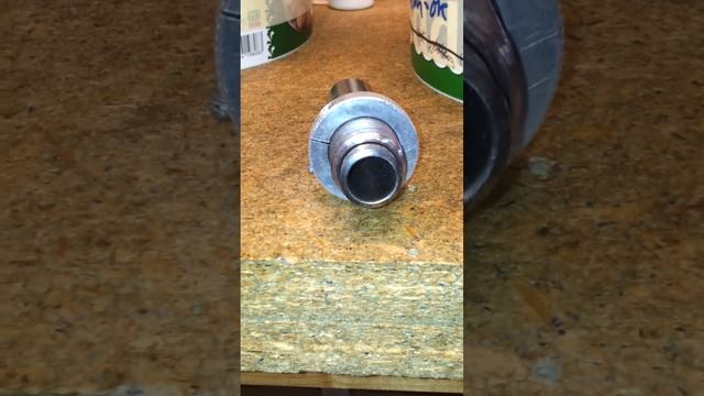 Slitasje - Lee Collet Die I En Forster Presse.