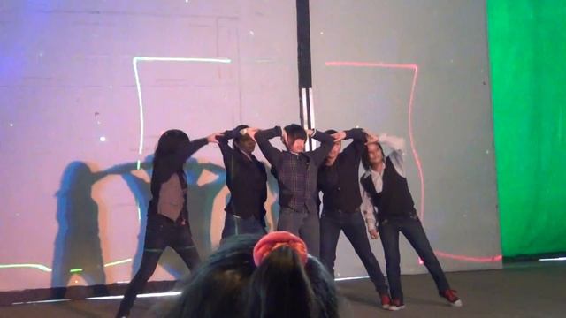 Shinee (Cover Group) - Black Swan смотреть онлайн