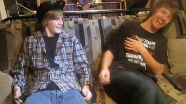 Dont piss in peoples shoes: BLOOPERS, CAMERA CUTS AND DELETED SCENES смотреть онлайн