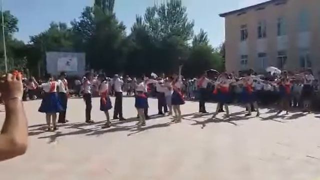 Выпуск 2018 11"Б" смотреть онлайн