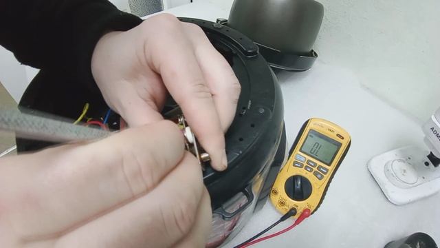 ремонт мультиварки-скороварки REDMOND RMC-PM4506 ошибка E1