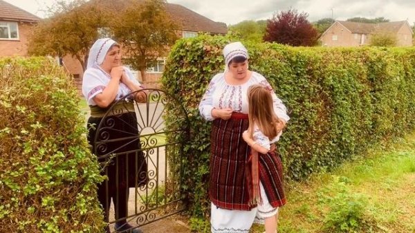 Valentina Aga - Tirziu mama ai venit