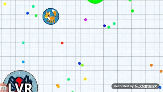 Jogando Agar.io смотреть онлайн